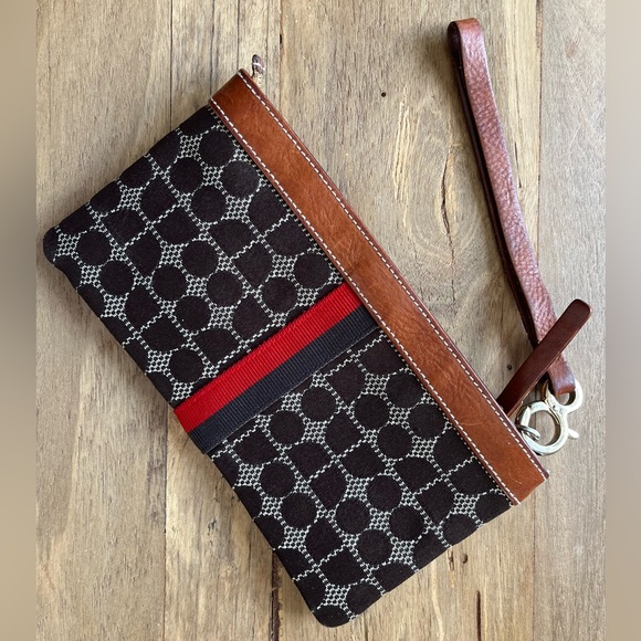 Kate Spade Chrissy Noel Wristlet Chocolate - Picture 8 of 16